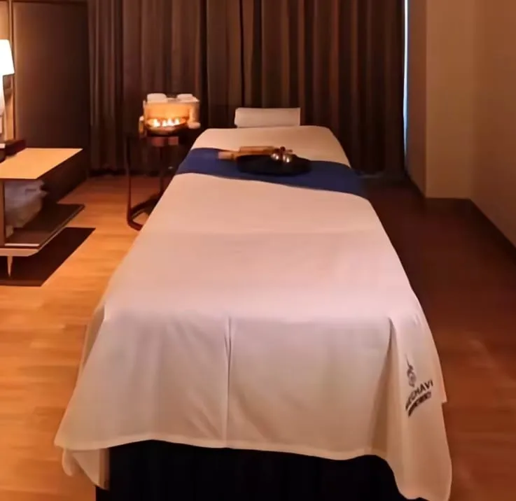 Meghavi Wellness Spa | Holiday Inn Hotel